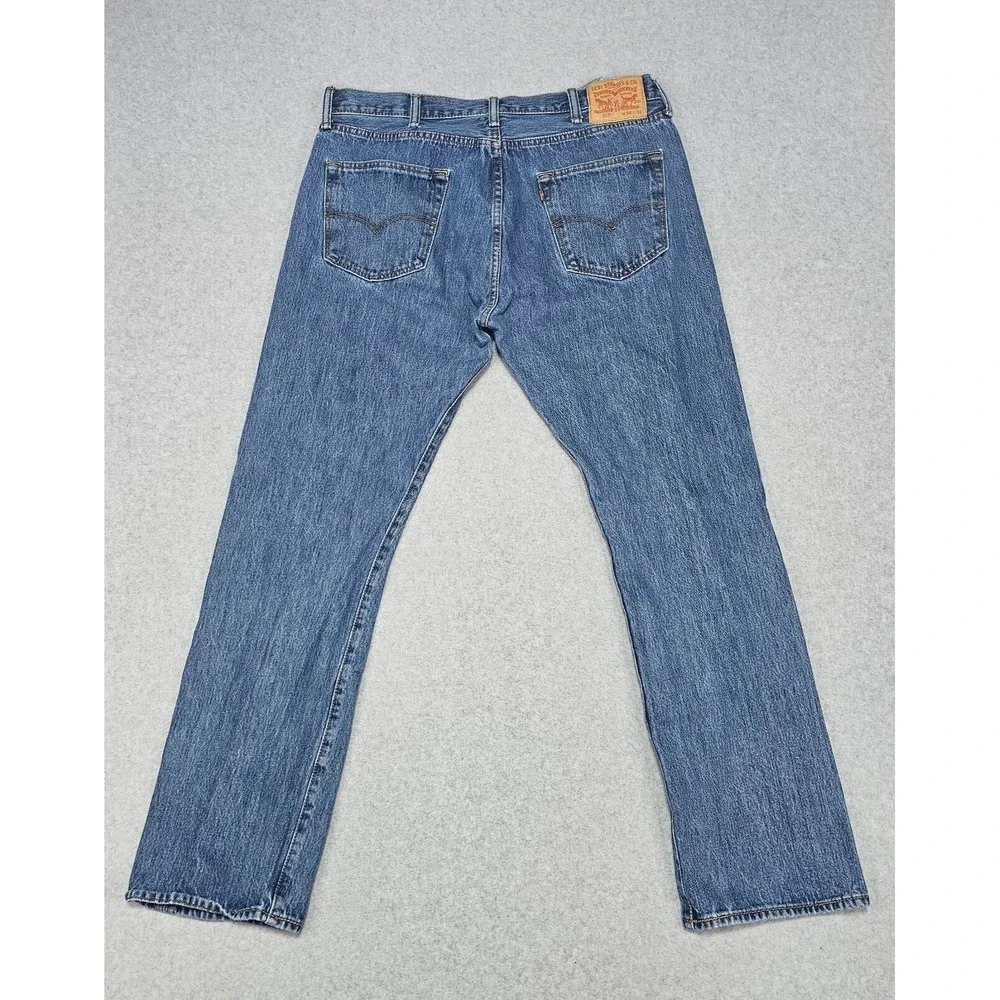 Levi's 501 Jeans Men's 38x34 *32 Button Fly Denim Blue Medium Wash Cotton Cowboy